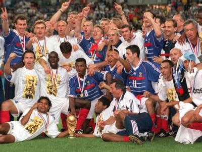 La France remporte sa première coupe du monde C était il y a 25 ans