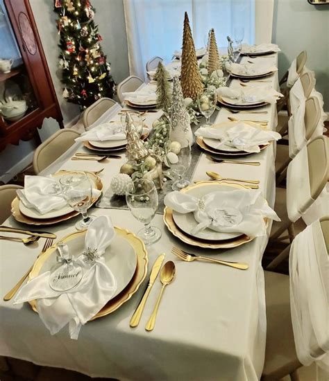 Elegant Christmas Table Decor