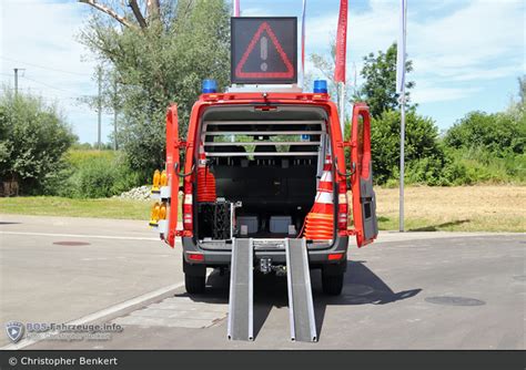 Einsatzfahrzeug Rheineck Thal Lutzenberg Fw Vk Bus Bos Fahrzeuge