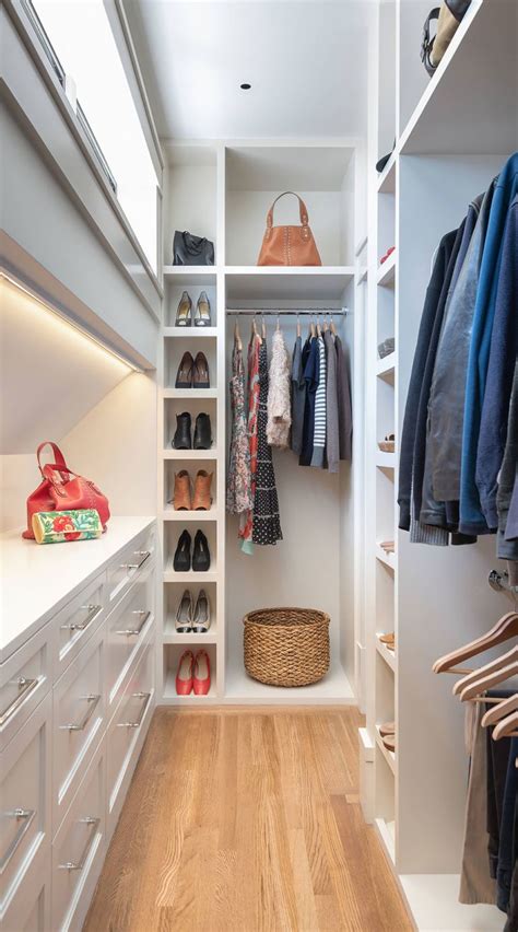 62 Luxury Walk In Closet Organized Look Elegant Closets Narrow Closet Design Closet