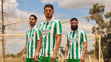 NUEVAS EQUIPACIONES BETIS OFICIAL El Real Betis Presenta Sus Nuevas