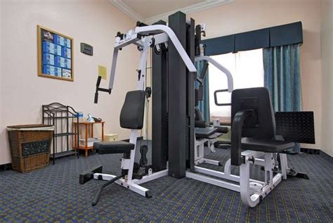 AMERICAS BEST VALUE INN SINTON - Updated June 2024 - 21 Photos - 8108 ...