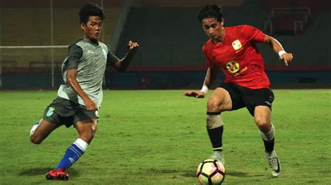 Gawang Persela Jadi Favorit Gavin Kwan Adsit Indonesia Bola