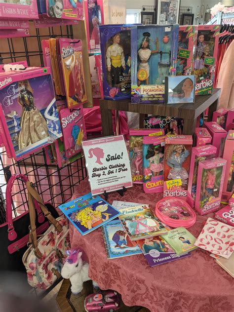 Went back to the thirft store with all the barbie... - Doll Blog Thingy