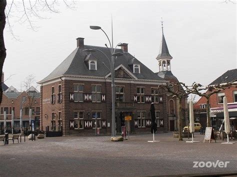 Oude Raadhuis En Protestantse Kerk Denekamp Tegenwoordig Hotel