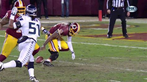 Watch RG3's gruesome knee injury - YouTube