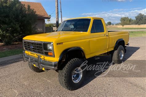 1982 FORD F-150 CUSTOM PICKUP