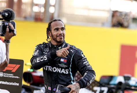 Se Destapan Las Cifras Del Nuevo Contrato De Hamilton Con Mercedes