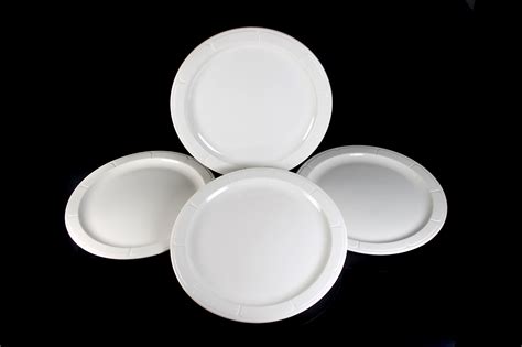 White Dinner Plates, Syracuse China, Gibraltar Pattern, Restaurant ...