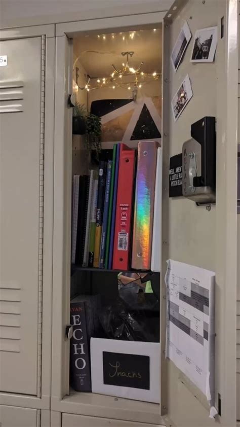 back to school. locker inspo. aesthetic lockers. highschool locker ...