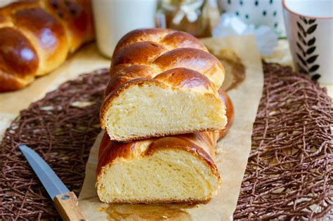 Brioche tressée moelleuse à la mie filante Aux délices du palais