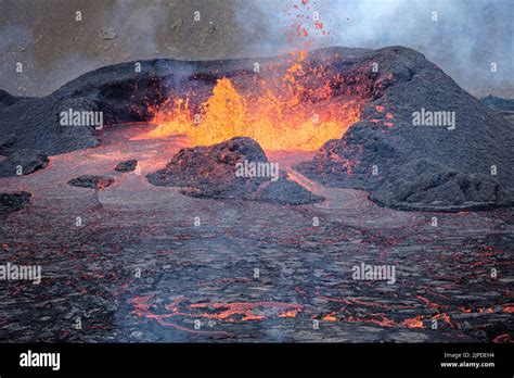 Eruption Of The Meradalir Volcano Reykjanes Peninsula Iceland August