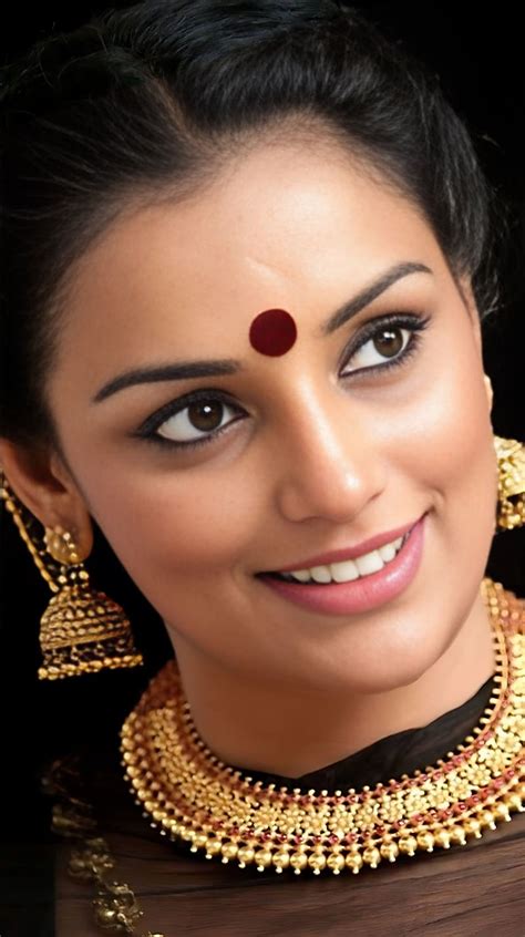 Swetha Menon Malayalam Actress Hd Phone Wallpaper Peakpx