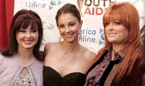 Wynonna And Ashley Judd Honor Late Mom Naomi Judd On Mothers Day