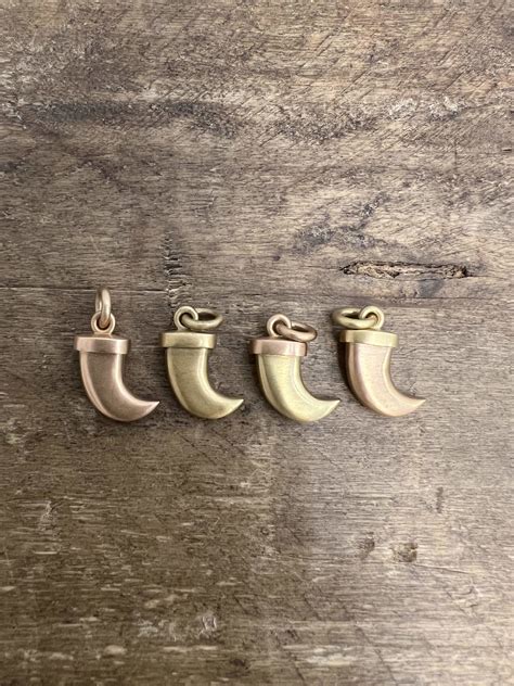 18K Gold Claw - Poor Cat Designs