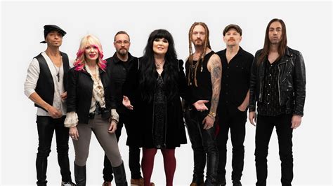 Heart reschedules tour, Milwaukee show, after Ann Wilson's cancer care