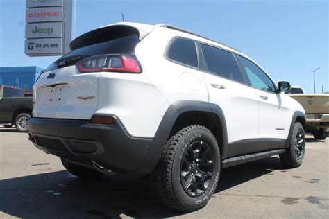 New 2019 Jeep Cherokee Trailhawk Elite 4x4 V6 Sunroof Navigation Sport Utility In Swift