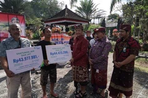 Hut Ke Kota Amlapura Bupati Karangasem Buka Parade Budaya