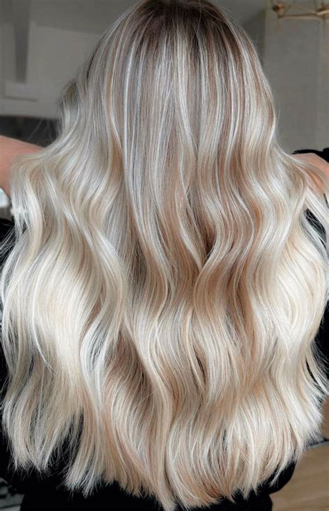 Platinum Blonde Highlights On Dirty Blonde Hair