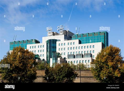 Headquarters in Vauxhall, London Stock Photo - Alamy