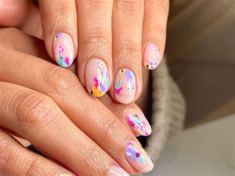 Summer Nail Tip Designs