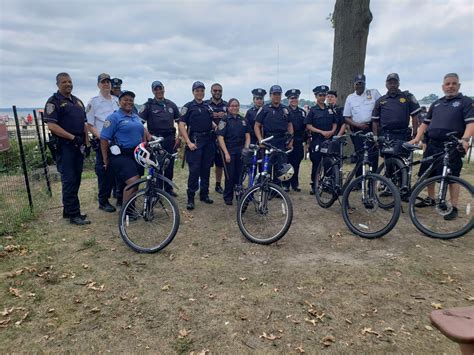 NYPD 44th Precinct on Twitter: "What an honor! 44th Precinct Auxiliary Unit was asked to escort ...