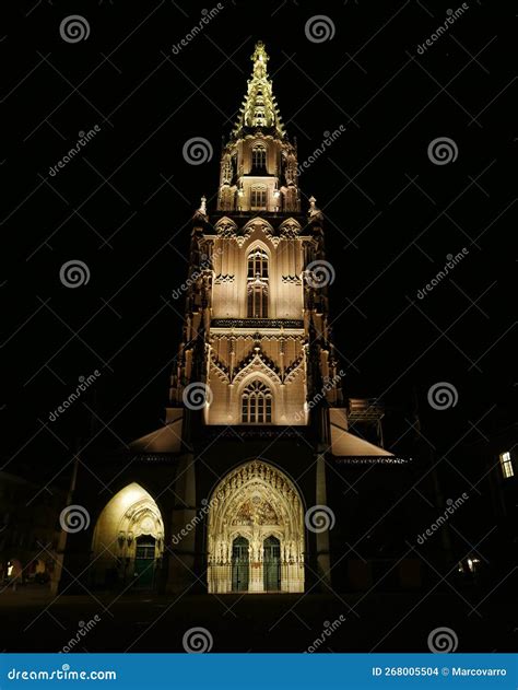 Night View of the Cathedral in Berna, Swtzerland Stock Photo - Image of lategothic, illuminated ...