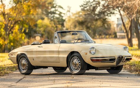 1969 Alfa Romeo 1750 Spider Veloce | Gooding & Company