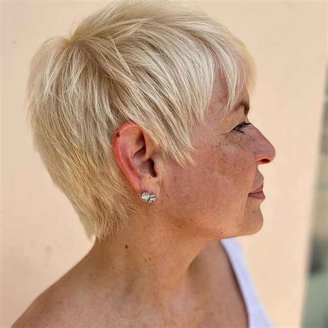 43 Trendiest Pixie Haircuts For Women Over 50 Pixie Haircut Short Hair Styles Short Hair Cuts