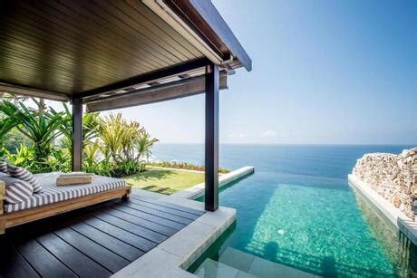 20 Best Bali Infinity Pools: Top Hotels And Clubs - LivingOutLau