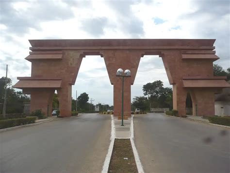 Calkiní Arco Maya entrada salida Mapio net