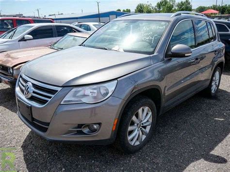 2011 Volkswagen Tiguan S / SE / SEL AWD - Roller Auctions