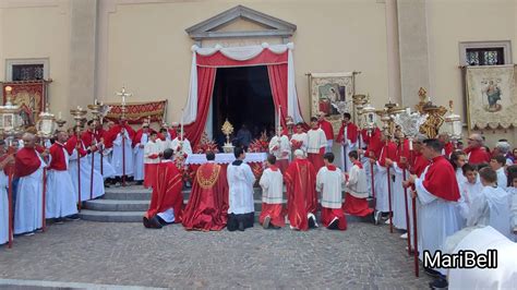 Il Corpus Domini A Premana Dopo La Messa Con Il Parroco Don Matteo Nei