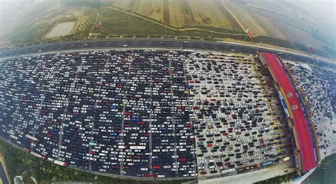 Epic Traffic Jam Witnessed In China With Thousands Of Cars Jasarat