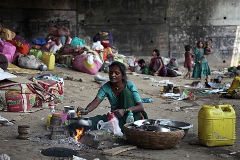 New Poverty Formula Proves Test for India - WSJ