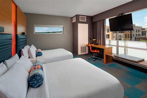 Homewood, AL Hotel Rooms near Birmingham | Aloft Birmingham Soho Square