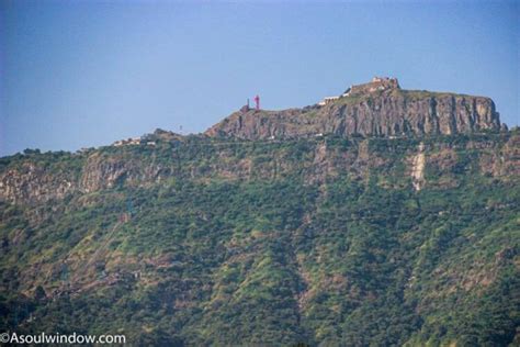 Pavagadh Mahakali Mandir, timings, history, guide & how to reach