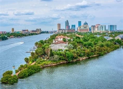 Best Neighborhoods In Tampa For Retirees