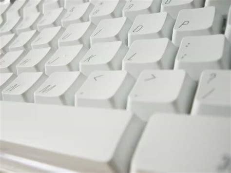 Keyboard Spacebar Knowledge: accessories why spacebar key is long ...