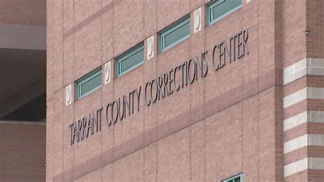 Tarrant County Jail inmate 'with past medical issues’ dies at JPS hospital | FOX 4 Dallas-Fort Worth