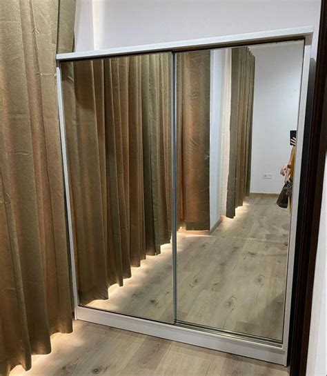 Lemari Baju Sliding Door Full Cermin Minimalist Perabotan Rumah Di