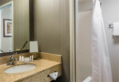 Courtyard By Marriott Danbury Hotel Resort: Best Prices & Reviews | All Resorts