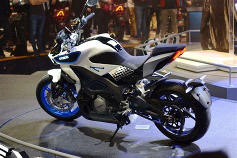 Bukan Taiwan Motor Listrik Kymco Revonex Diproduksi Di Italia