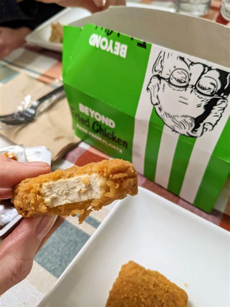 A Vegetarian Nugget Enthusiast’s Review of the New KFC Beyond Vegan Nugget