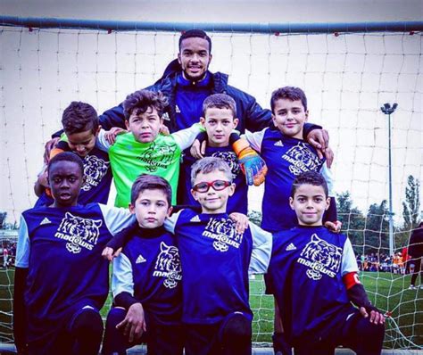 Actualité Les U10 s inclinent en demi finale de la club Football