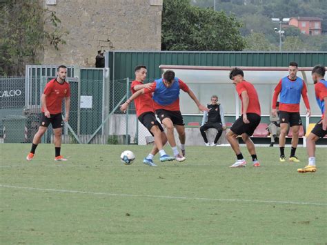 Foto Allenamento A Porte Aperte Allimbriani Assenti Due Titolari Un