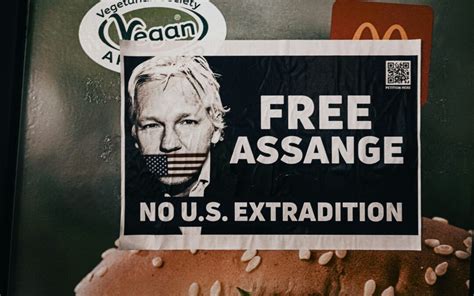 Wikileaks Julian Assange Patteggia Con Gli Stati Uniti Metasociale