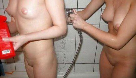 Two Mounakia Mazi Sto Mpanio ZB Porn