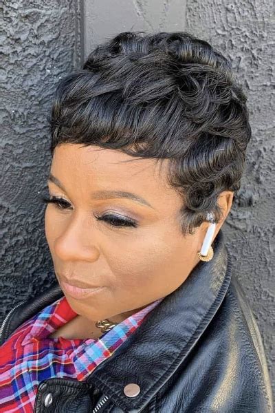 Pixie Cut Hairstyles For Black Women With Round Faces Trends