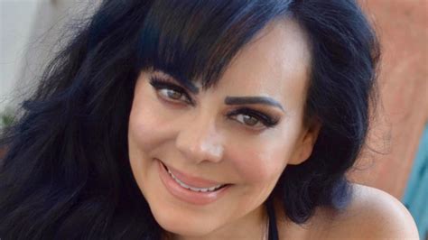 Foto Maribel Guardia Luce Toda Su Belleza Con Elegante Minifalda Azul